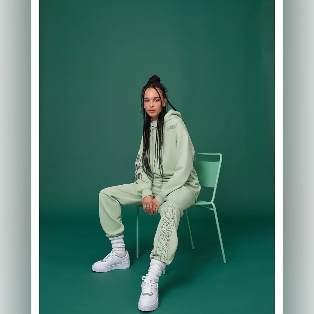 The Mayfair Group It Costs Zero Dollars Graphic Sweatpants in Seafoam - Size M/L - Picture 5 of 8